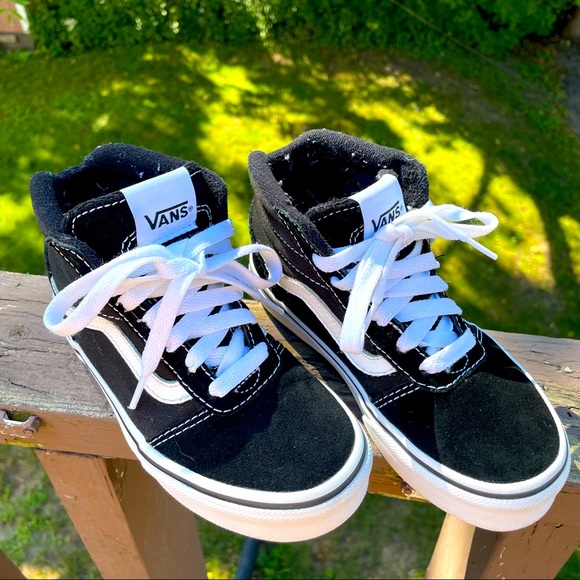 Vans Ward Hi Kids' High-Top Sneakers - Picture 1 of 10